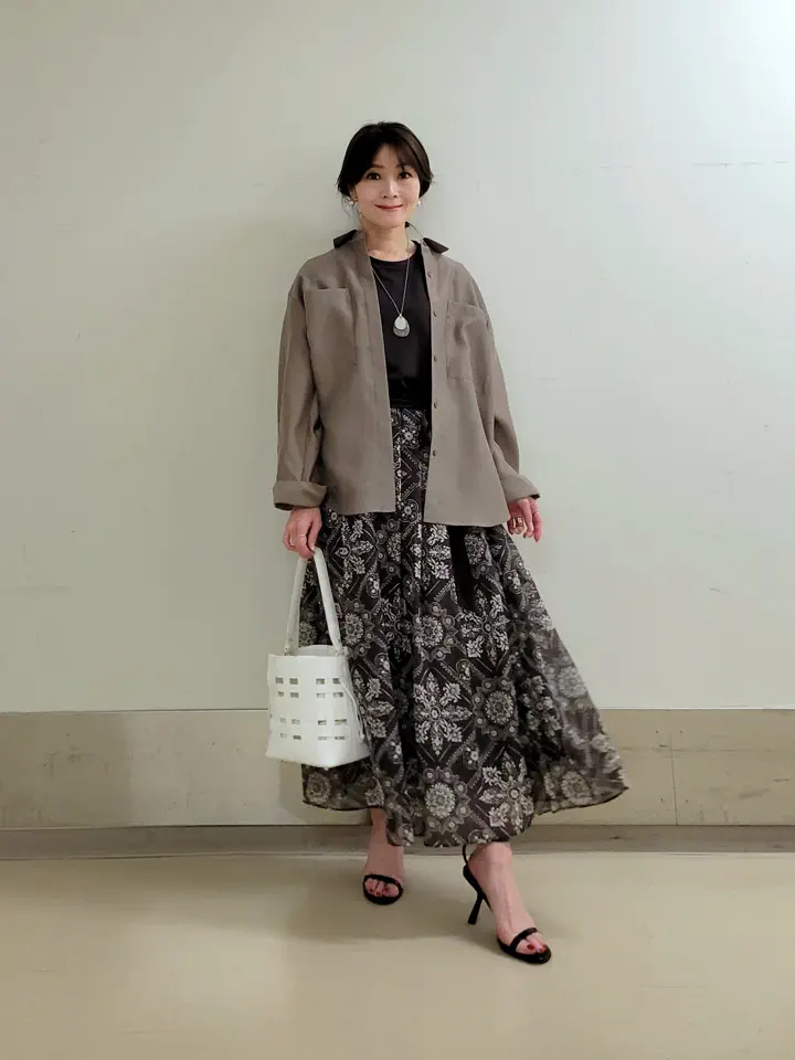 自由区 濱地 コーディネート画像