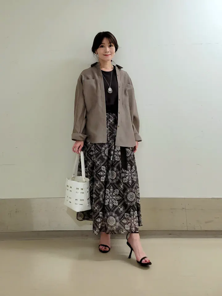 自由区 濱地 コーディネート画像