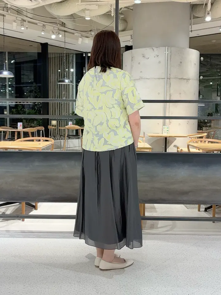 自由区 うめだ コーディネート画像