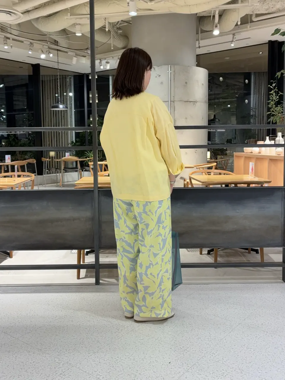 自由区 うめだ コーディネート画像