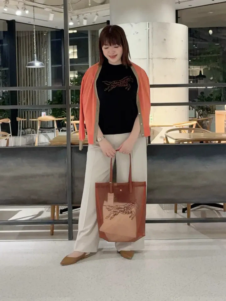 自由区 うめだ コーディネート画像