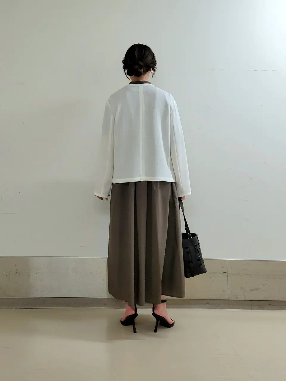 自由区 濱地 コーディネート画像