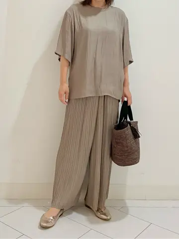 自由区 KAZU コーディネート画像