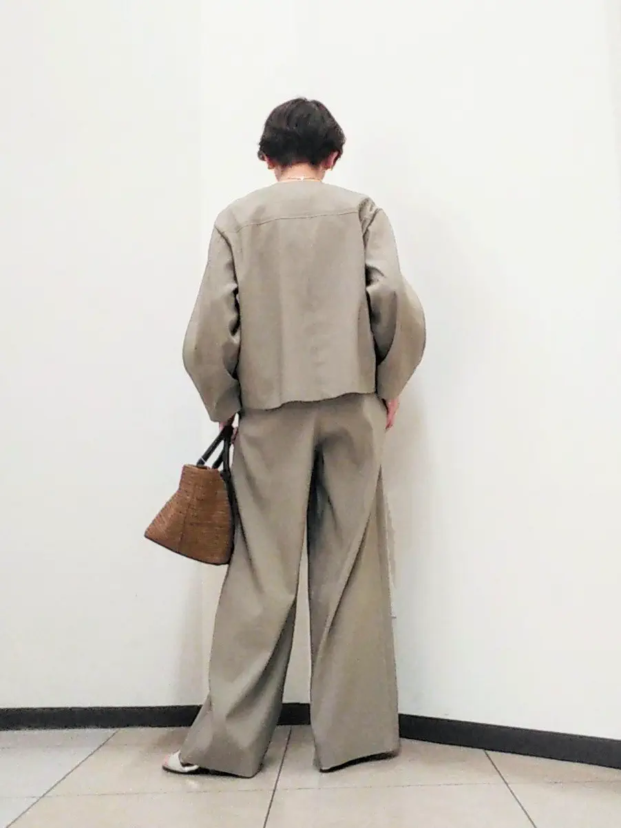 自由区 浅野 コーディネート画像