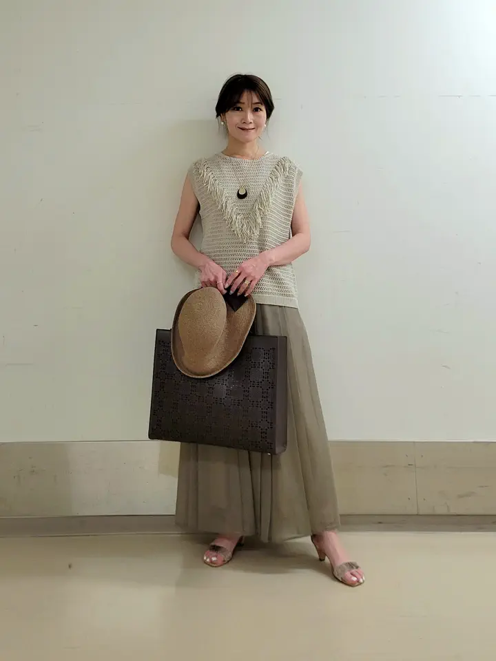 自由区 濱地 コーディネート画像