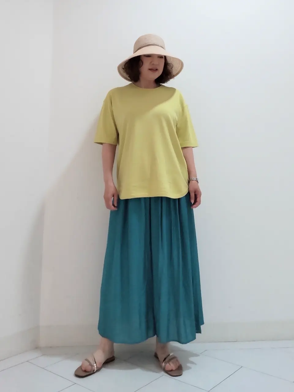 自由区 ナオミ コーディネート画像