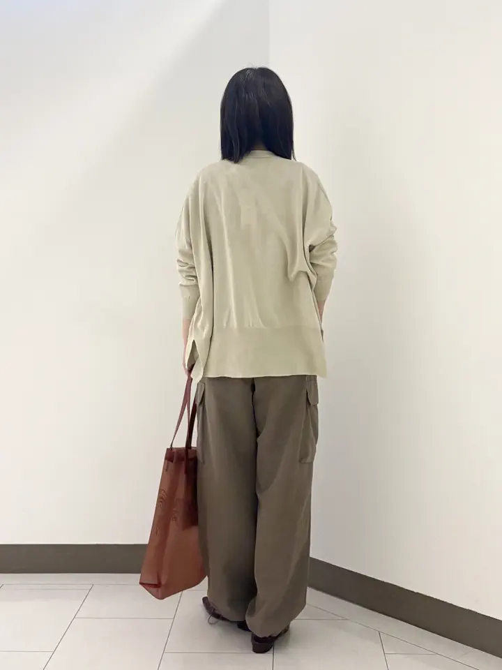 自由区 南 コーディネート画像