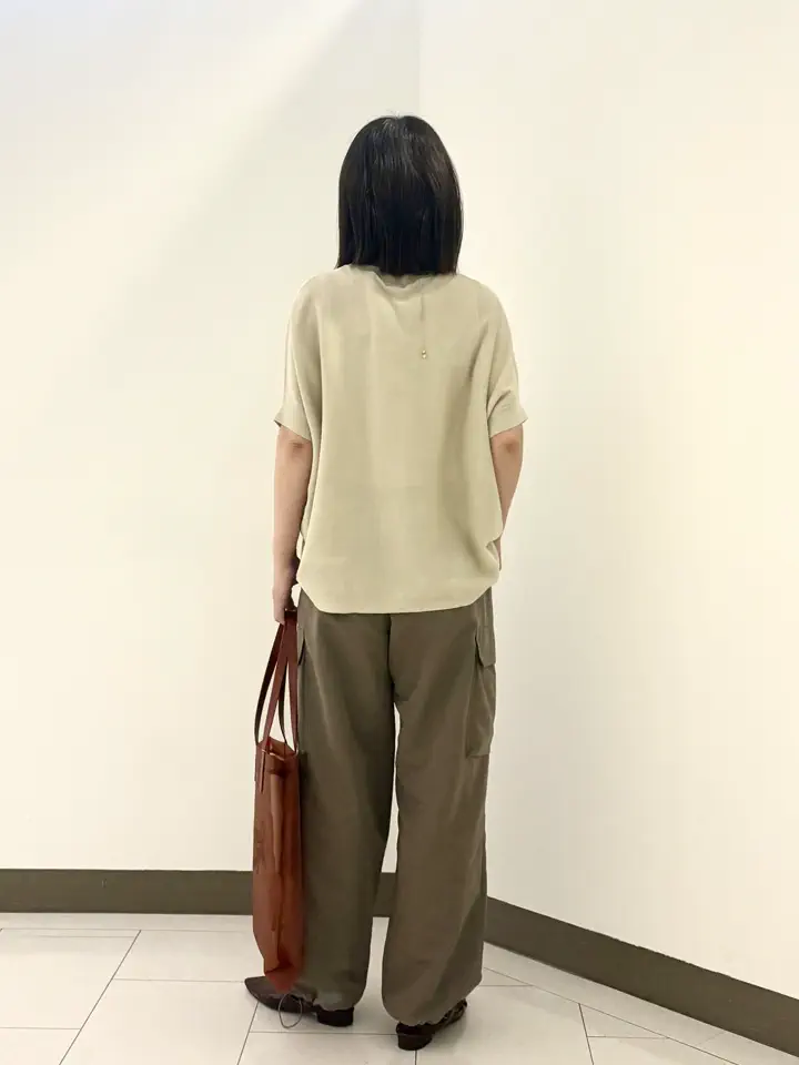 自由区 南 コーディネート画像