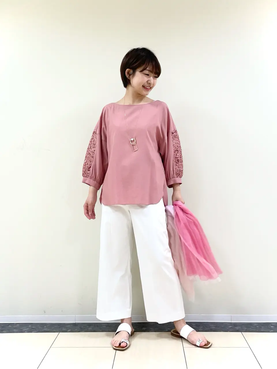 自由区 佐藤 コーディネート画像