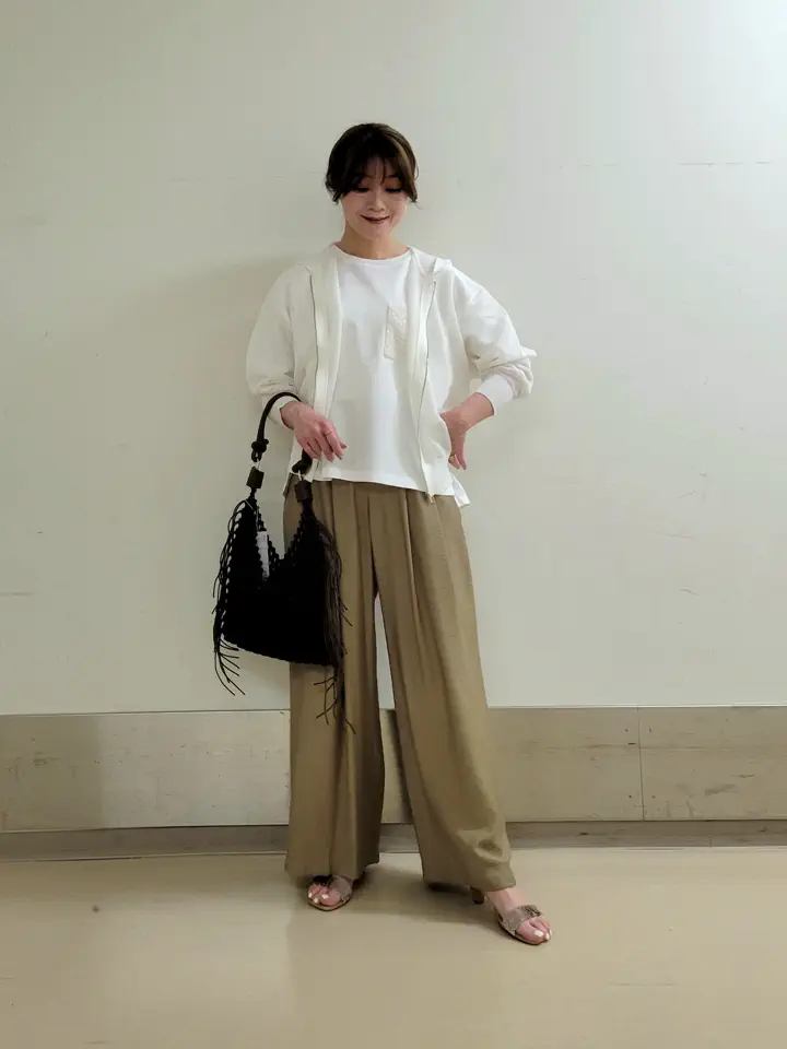 自由区 濱地 コーディネート画像