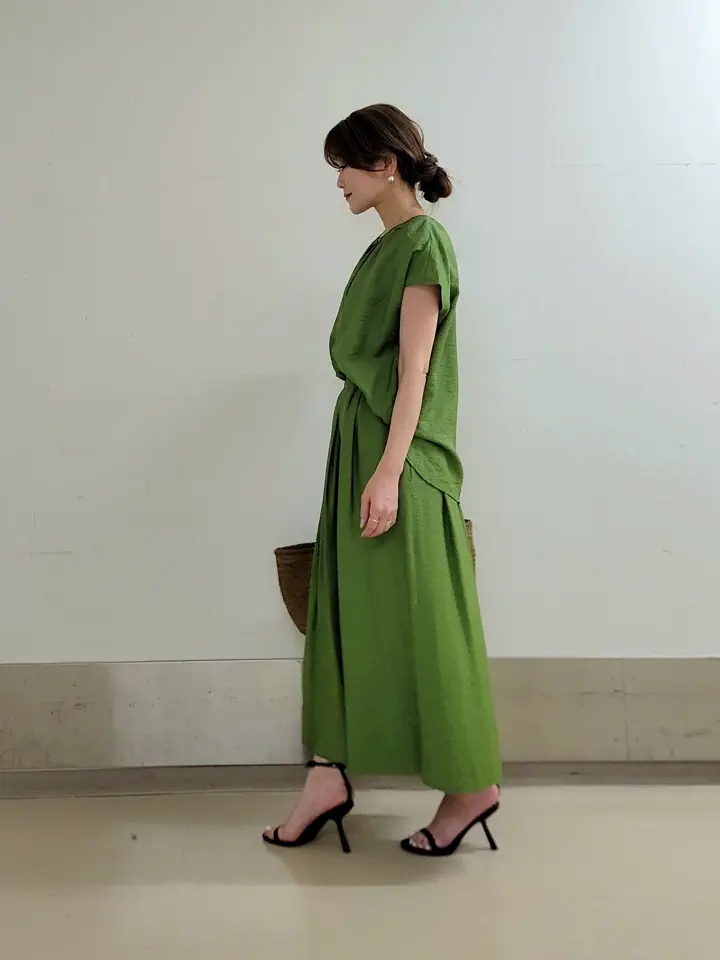 自由区 濱地 コーディネート画像