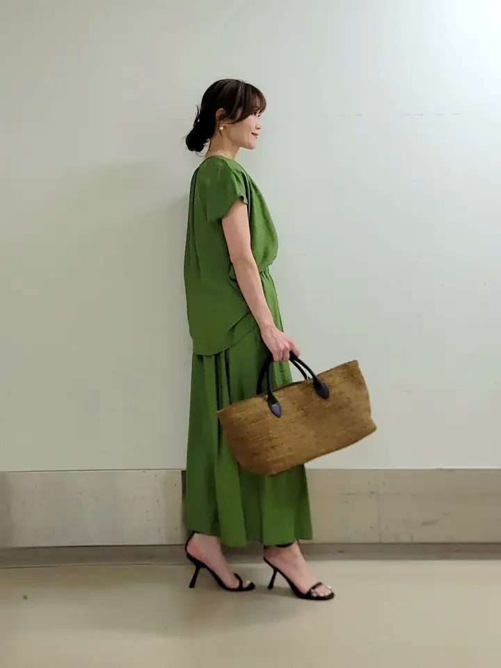 自由区 濱地 コーディネート画像