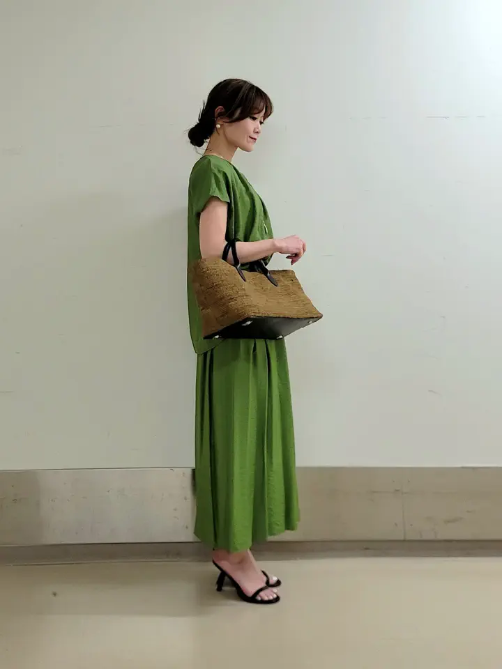 自由区 濱地 コーディネート画像