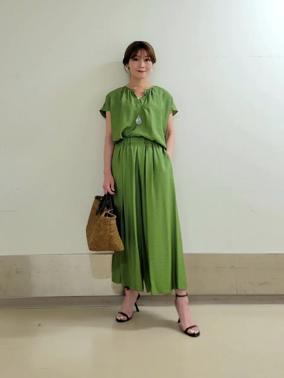 自由区 濱地 コーディネート画像