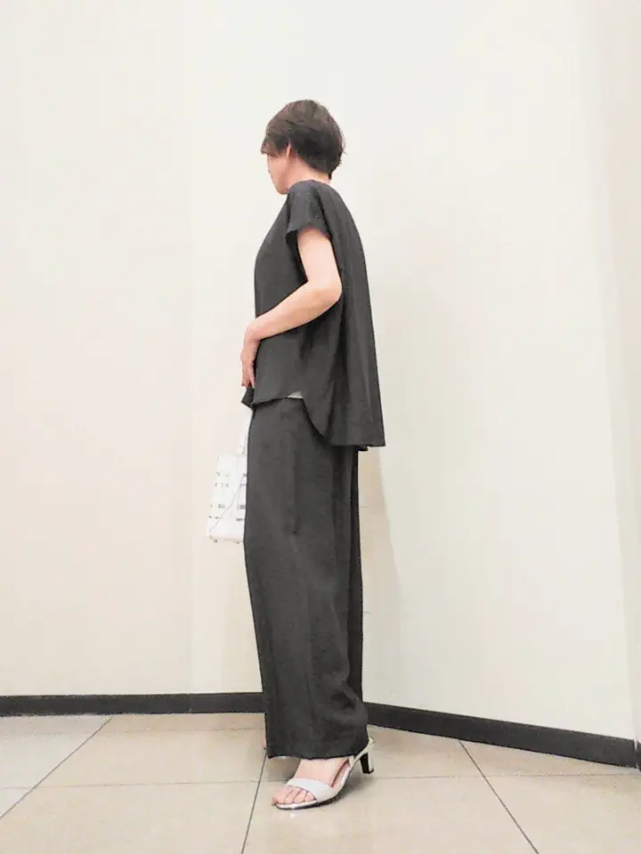 自由区 浅野 コーディネート画像