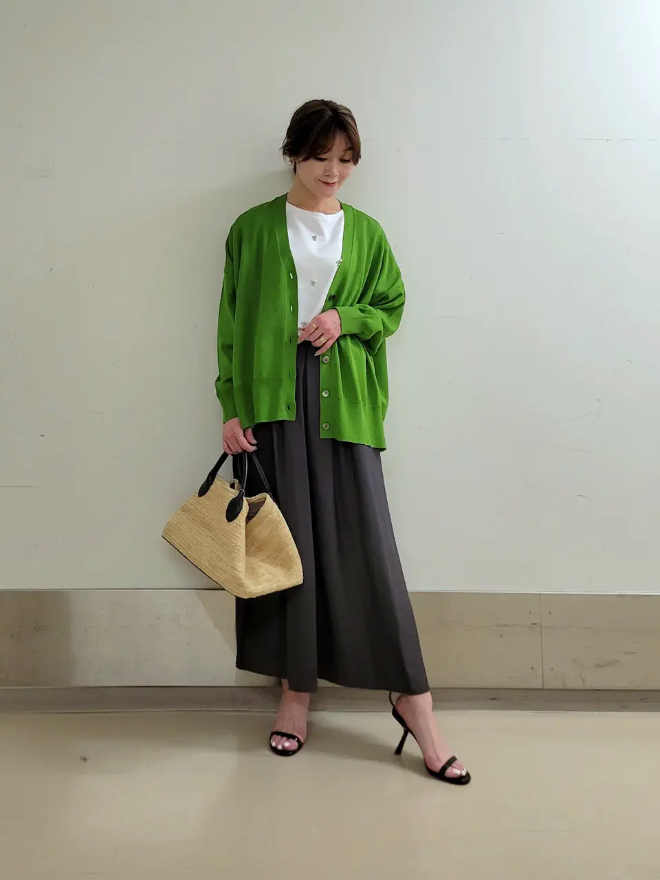 自由区 濱地 コーディネート画像