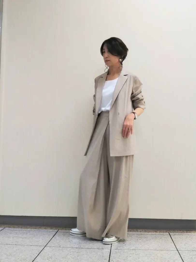 自由区 浅野 コーディネート画像