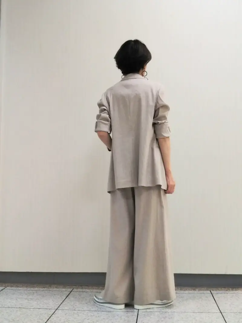 自由区 浅野 コーディネート画像