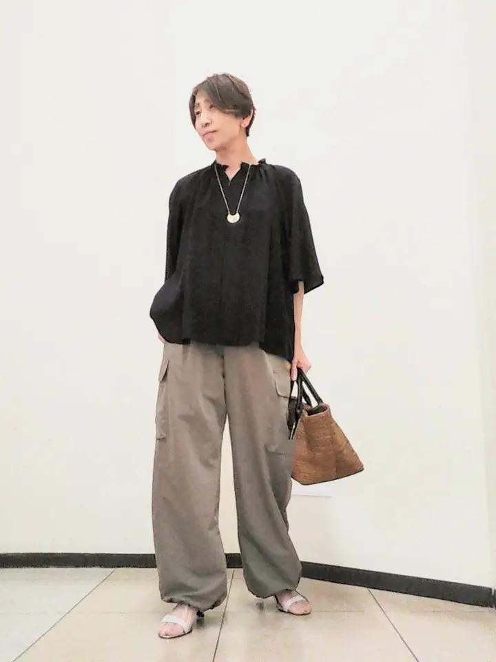 自由区 浅野 コーディネート画像
