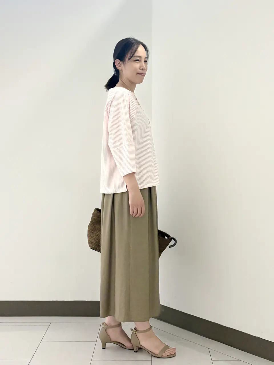 自由区 南 コーディネート画像