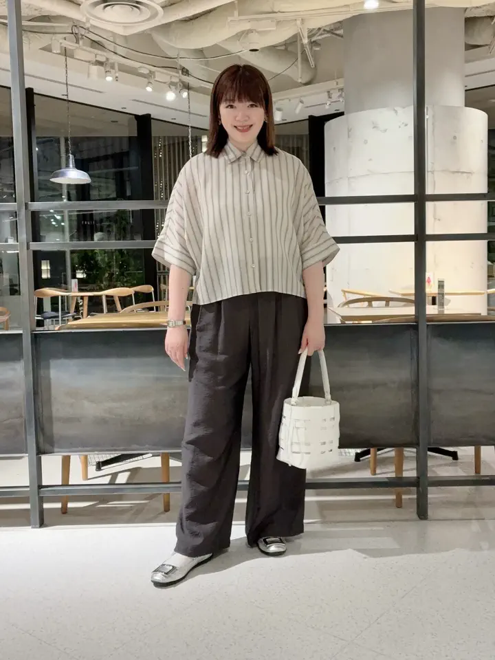 自由区 うめだ コーディネート画像