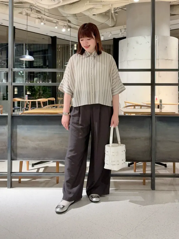 自由区 うめだ コーディネート画像