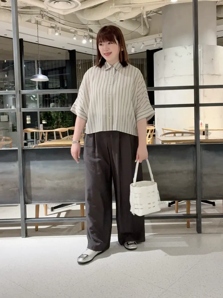 自由区 うめだ コーディネート画像