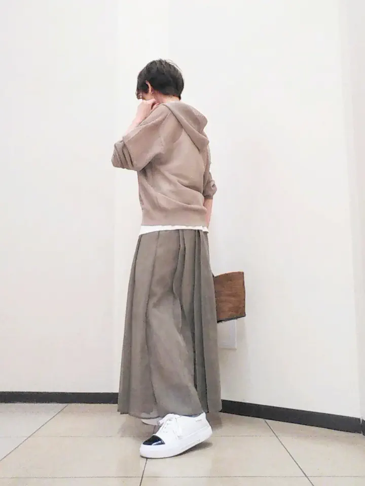 自由区 浅野 コーディネート画像
