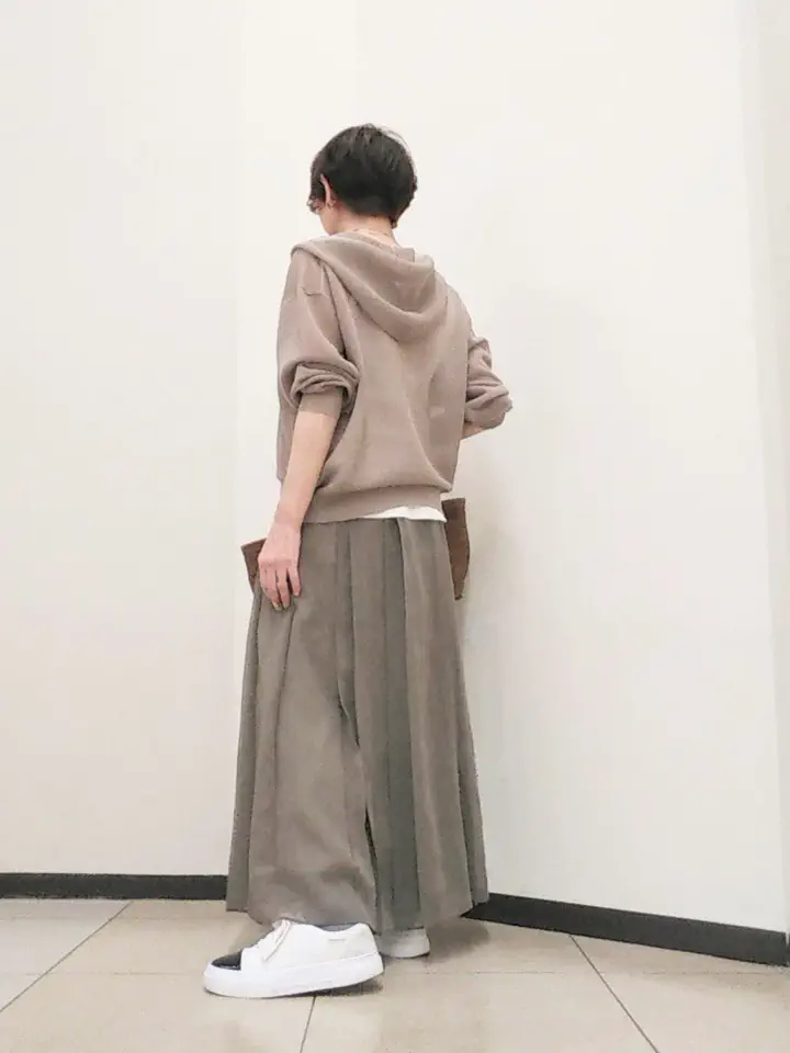 自由区 浅野 コーディネート画像
