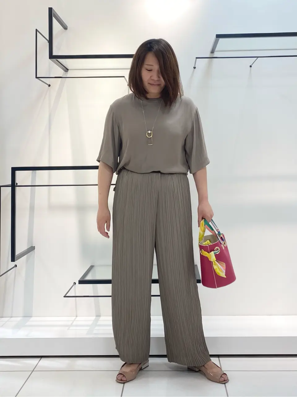 自由区 宮野 コーディネート画像