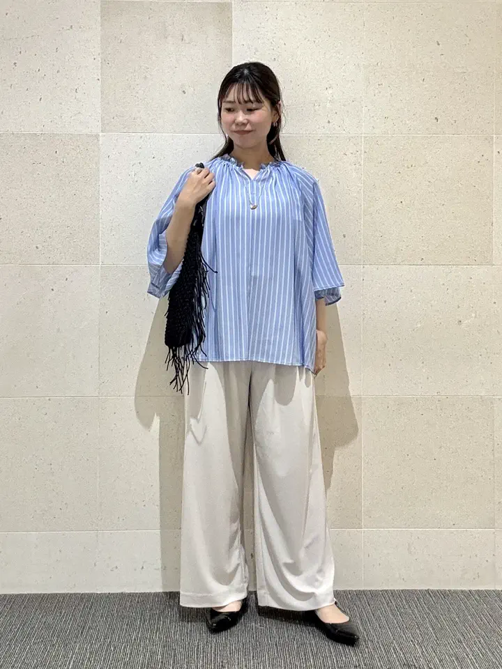 自由区 小林 コーディネート画像