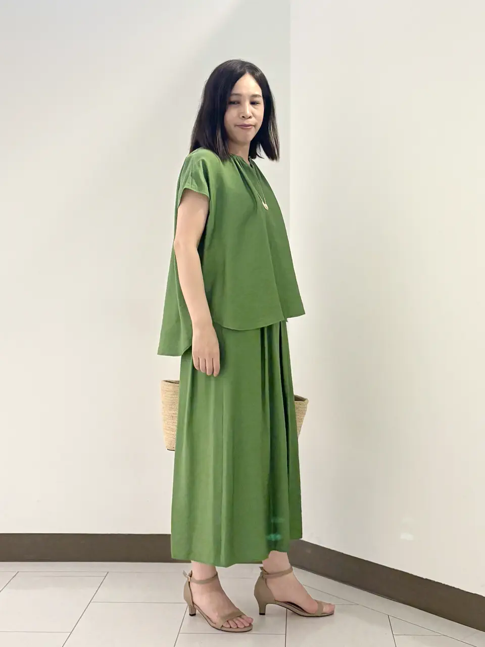 自由区 南 コーディネート画像