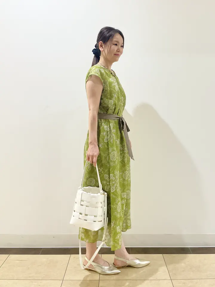 自由区 永石 コーディネート画像