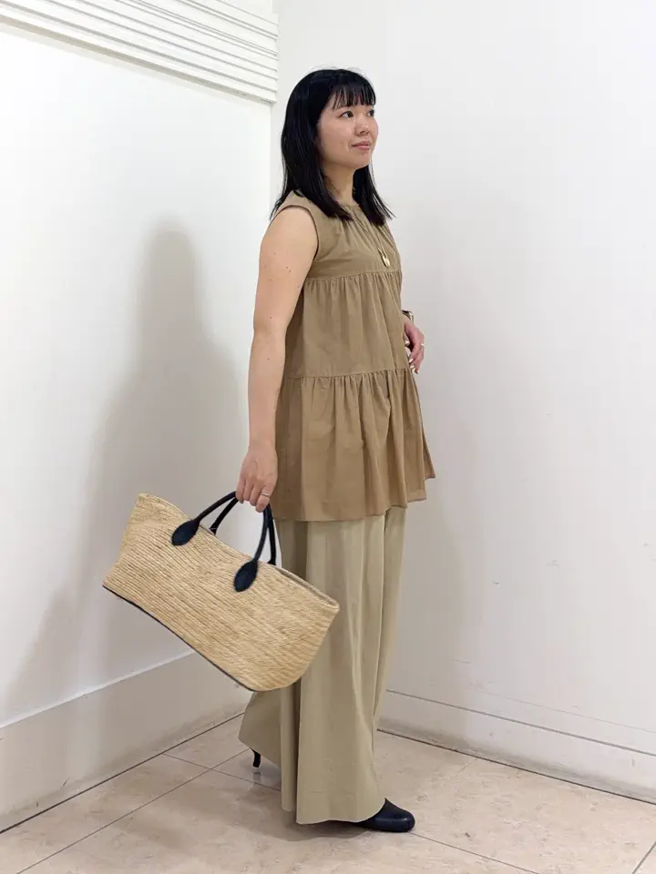 自由区 misato コーディネート画像