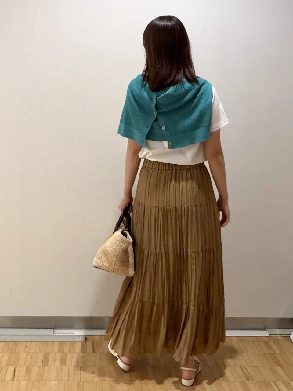 自由区 森川 コーディネート画像