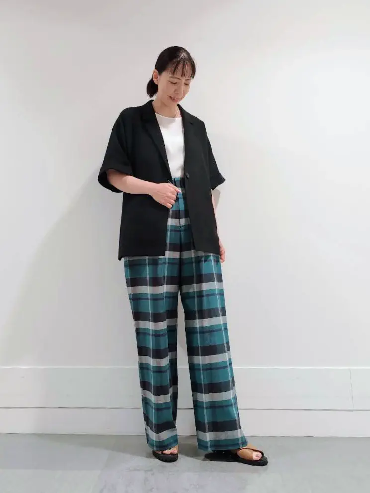 自由区 丸尾 コーディネート画像
