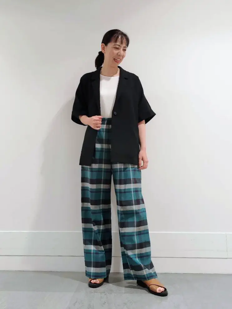 自由区 丸尾 コーディネート画像