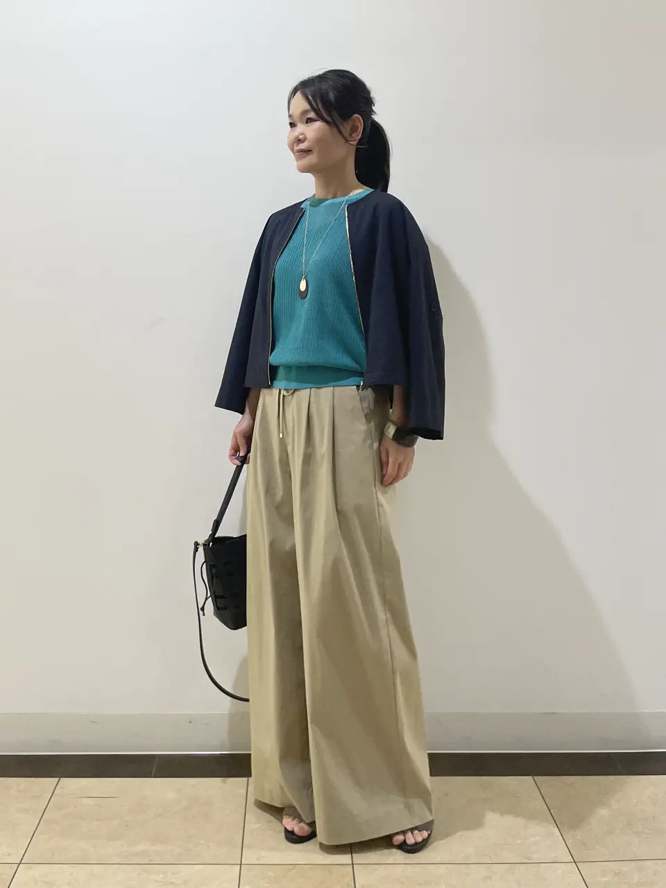 自由区 永石 コーディネート画像