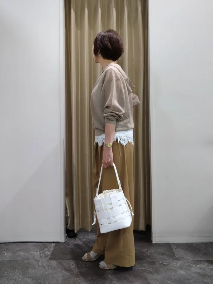 自由区 鶴田 コーディネート画像
