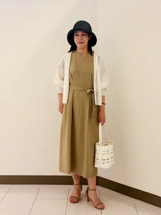 自由区 南 コーディネート画像