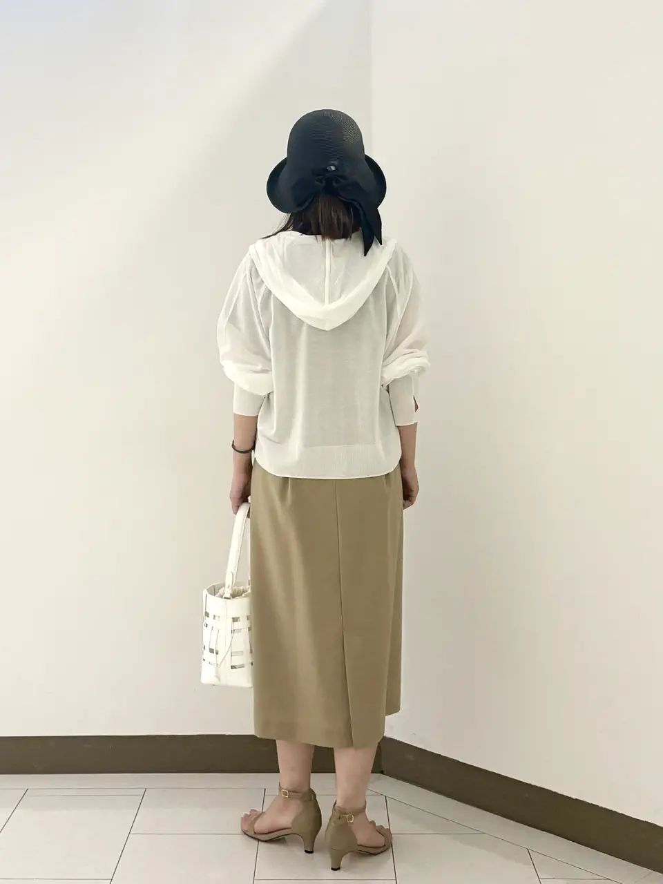 自由区 南 コーディネート画像