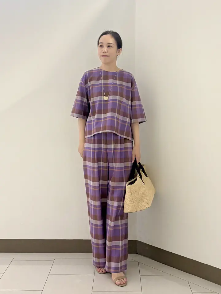 自由区 南 コーディネート画像