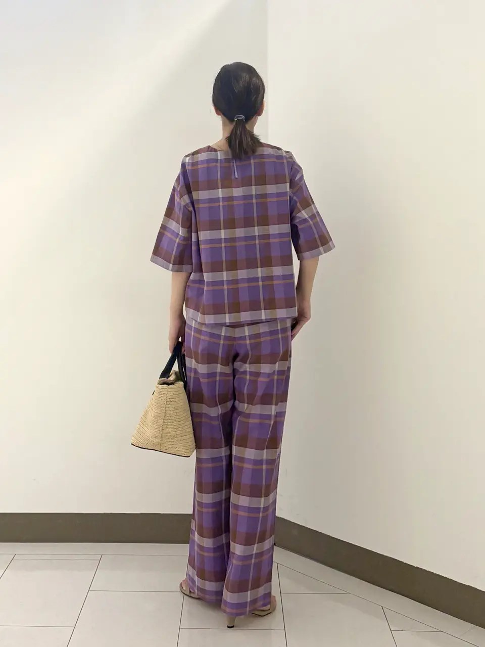 自由区 南 コーディネート画像