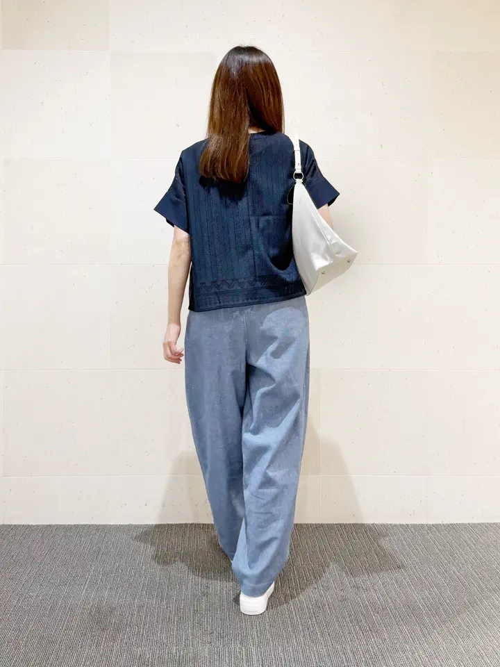 自由区  若旅 コーディネート画像