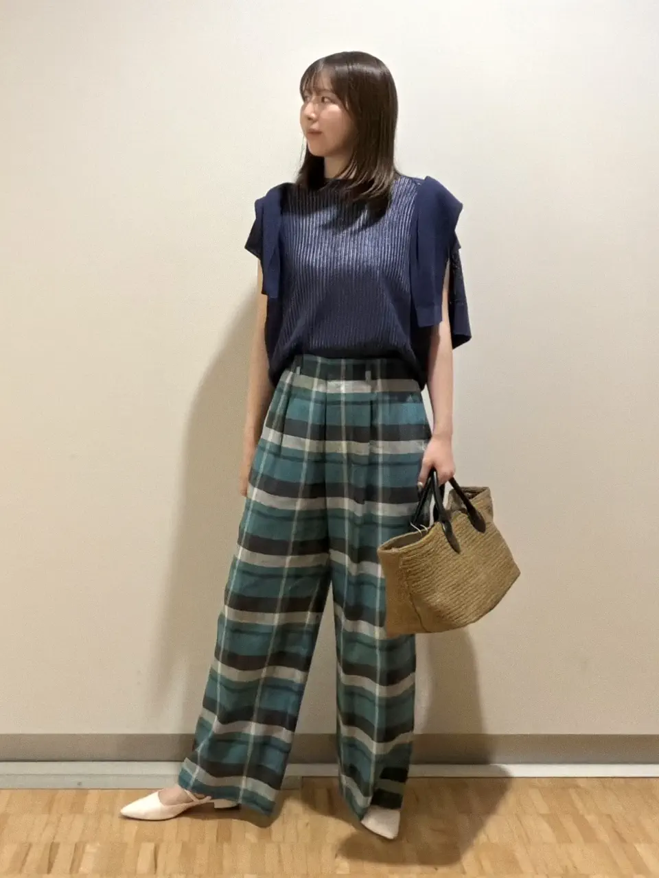 自由区 森川 コーディネート画像
