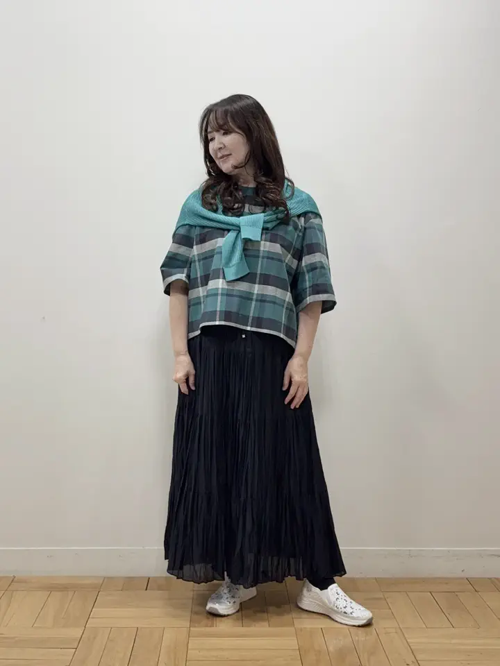 自由区 白戸 コーディネート画像