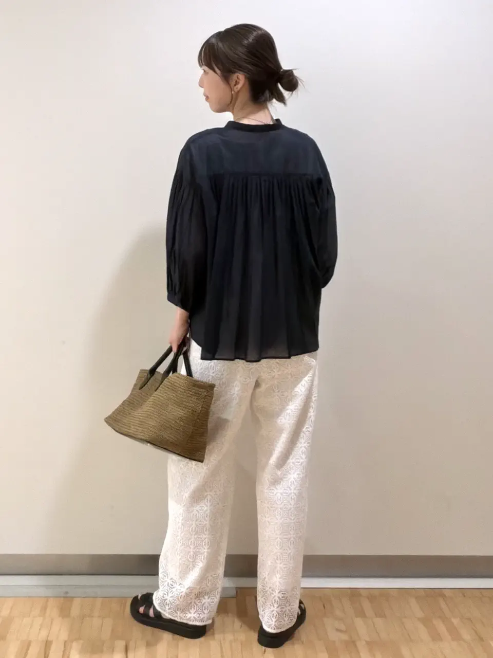 自由区 森川 コーディネート画像