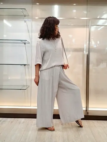 自由区 廣本 コーディネート画像