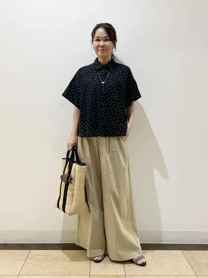 自由区 永石 コーディネート画像
