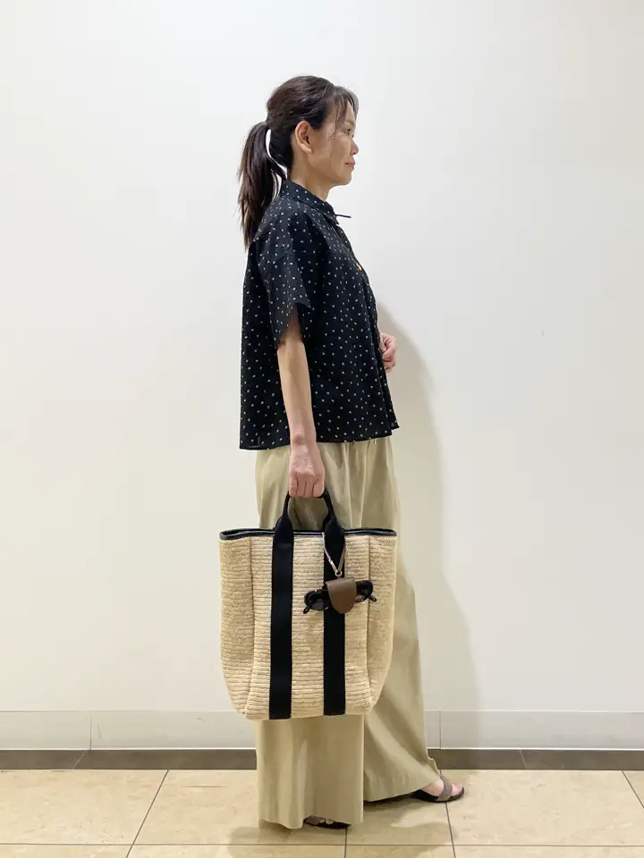 自由区 永石 コーディネート画像